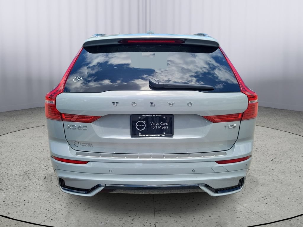 Used 2025 Volvo XC60 T8 Plus w/ Protection Package Premier AWD/4WD image 3