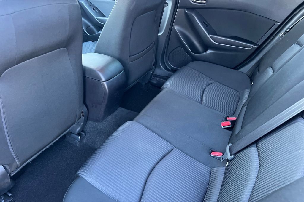 Used 2016 MAZDA MAZDA3 i Sport w/ Preferred Equipment Package image 14