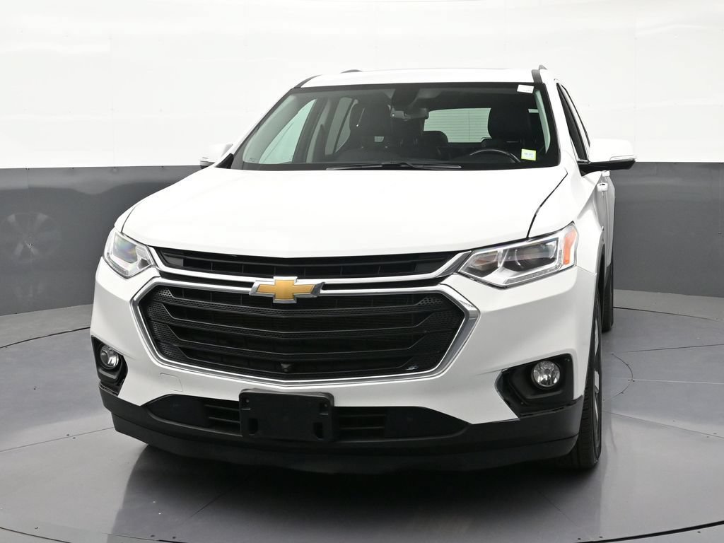 Certified 2020 Chevrolet Traverse LT w/ LT Premium Package AWD/4WD image 8