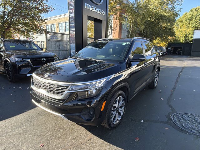 Used 2021 Kia Seltos EX AWD/4WD image 4