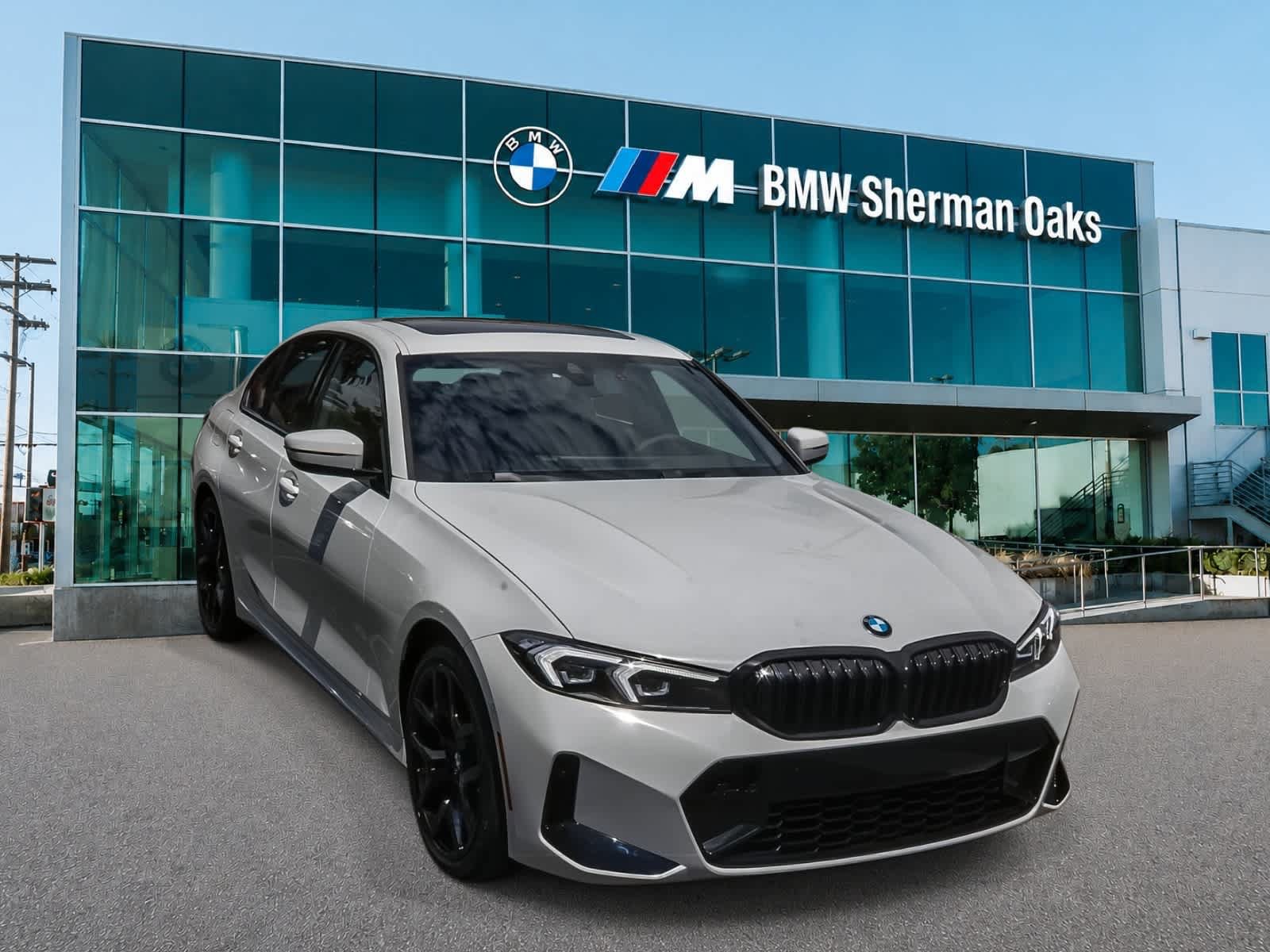 New 2026 BMW 330i Sedan w/ M Sport Package RWD image 3