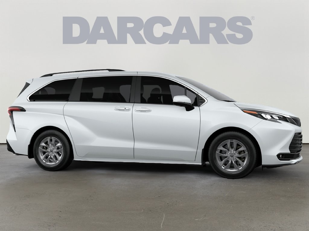 New 2026 Toyota Sienna XLE AWD/4WD image 16