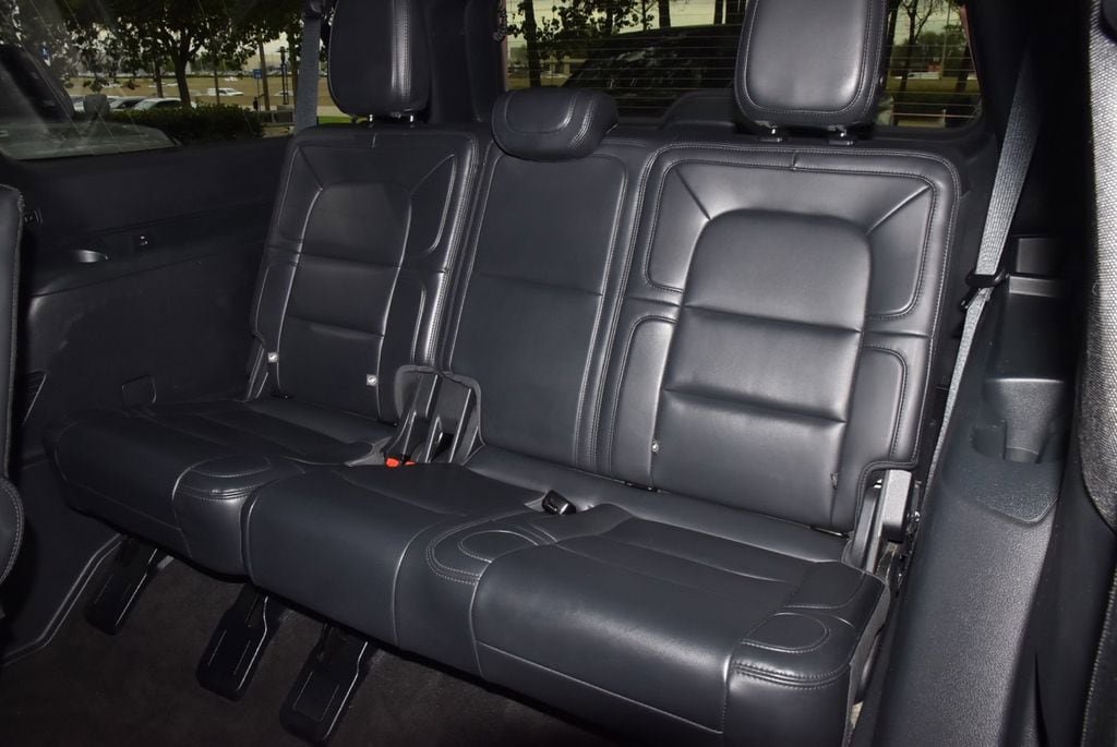 Used 2024 Lincoln Navigator L 4WD image 17