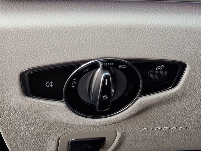 Used 2022 Mercedes-Benz E 350 Sedan image 34