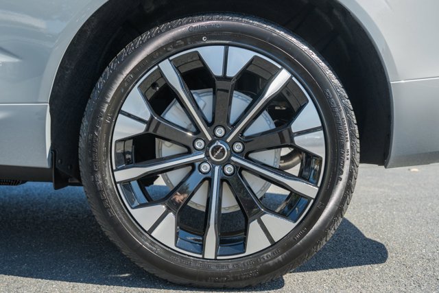 New 2027 Volvo XC60 B5 Ultra AWD/4WD image 21