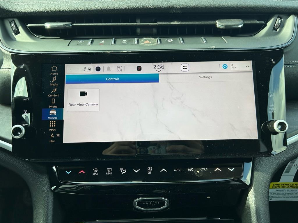 New 2026 Jeep Grand Cherokee Altitude image 20