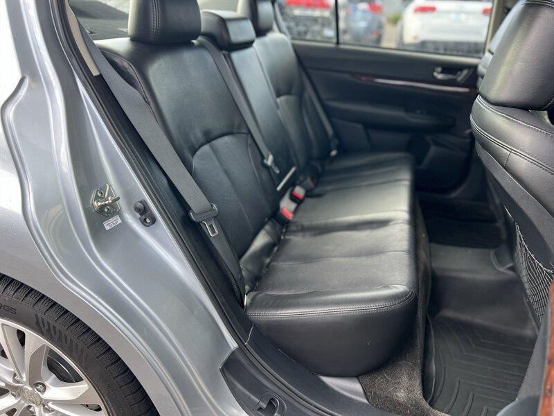 Used 2013 Subaru Legacy 2.5i Limited w/ Popular Pkg 2 AWD/4WD image 12
