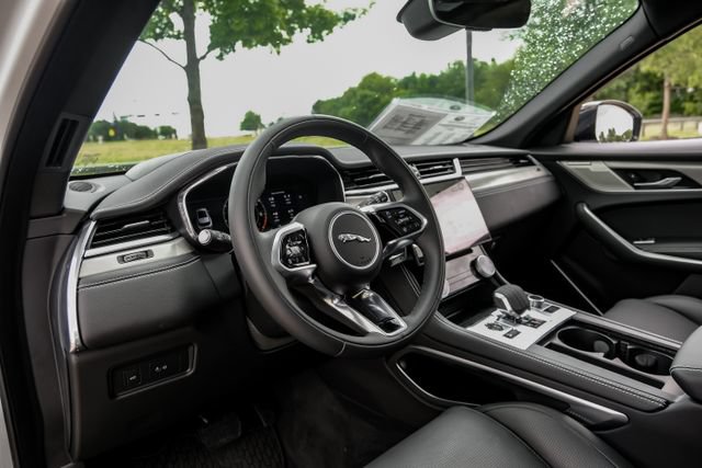 Used 2026 Jaguar F-PACE R-Dynamic S AWD/4WD video 2