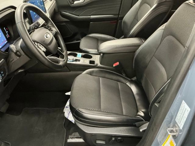 Used 2024 Ford Escape Base image 12