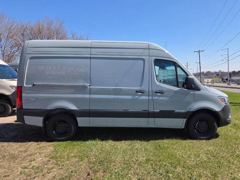 New 2026 Mercedes-Benz Sprinter 2500 image 2