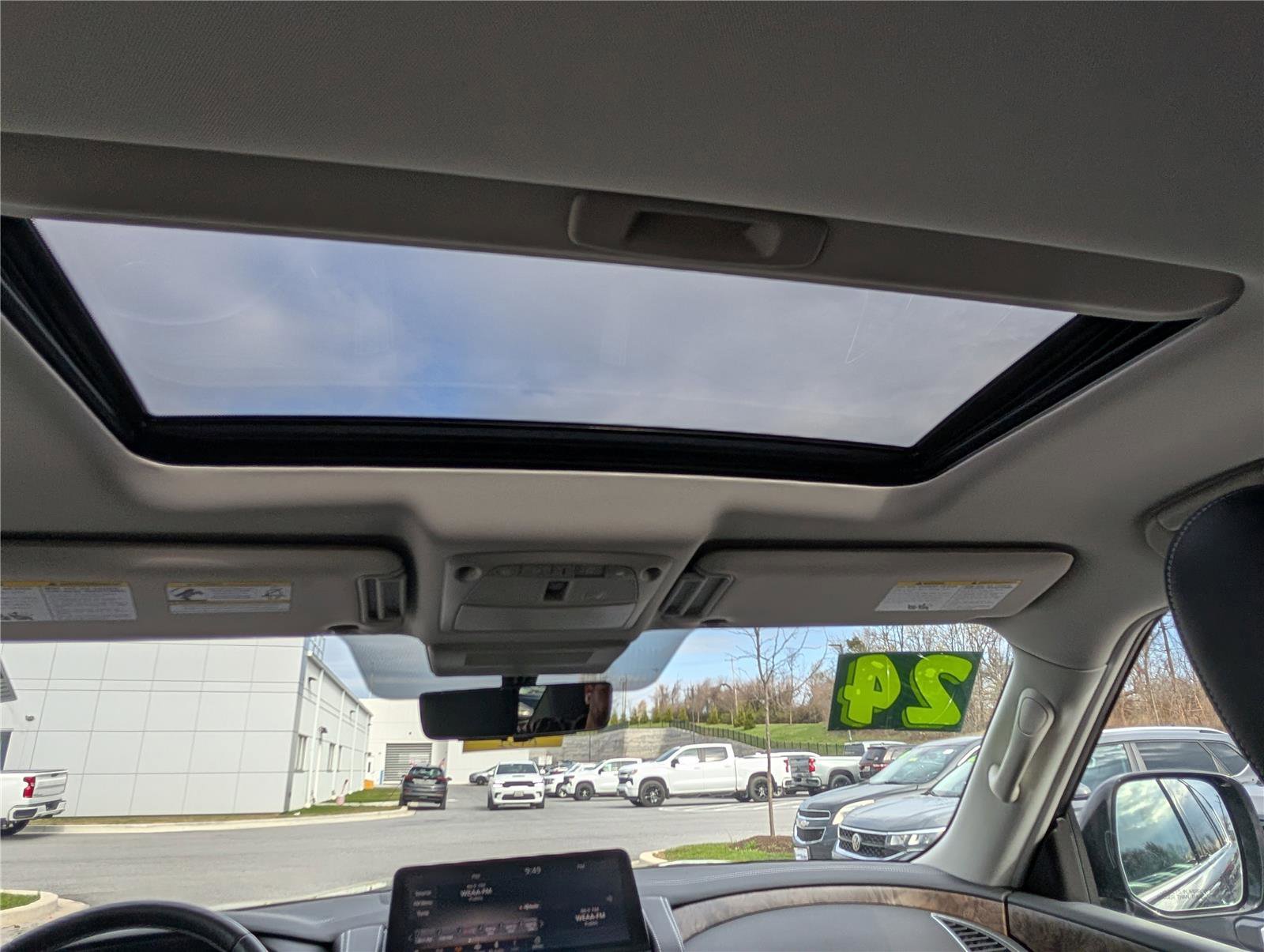 Used 2024 INFINITI QX80 Premium Select w/ Cargo Package image 23