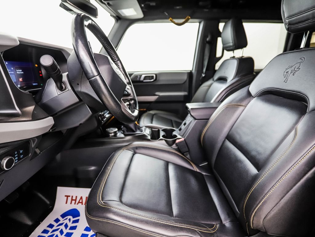 Used 2021 Ford Bronco Badlands image 9