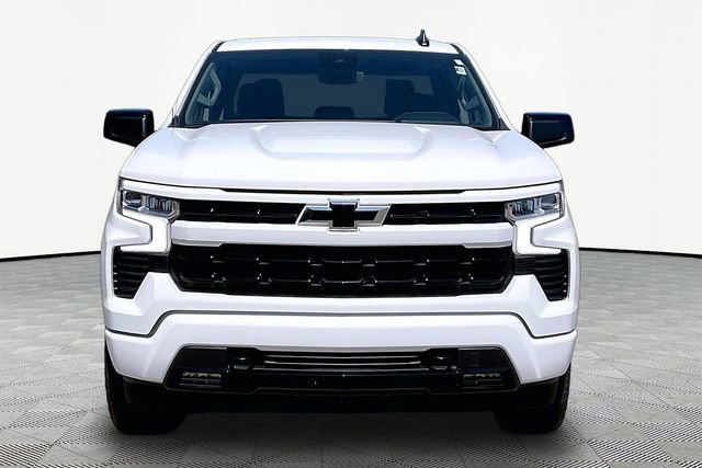 Used 2023 Chevrolet Silverado 1500 RST AWD/4WD image 2