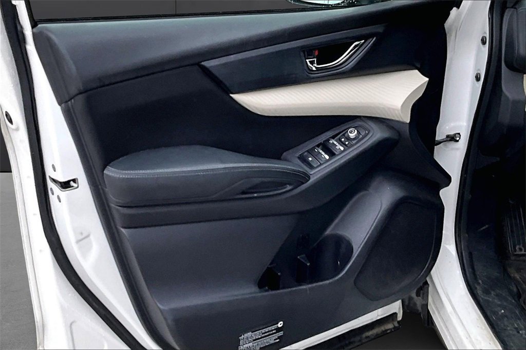 Used 2020 Subaru Ascent Premium w/ Convenience Package image 18