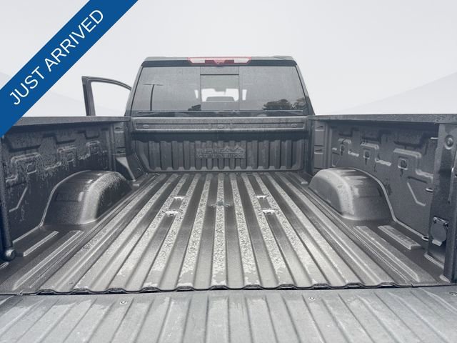 Used 2024 Chevrolet Silverado 2500 High Country w/ High Country Premium Package image 25