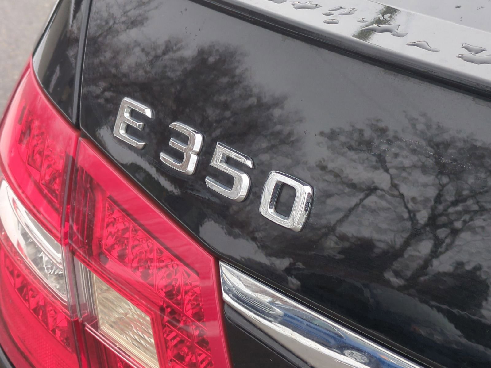 Used 2012 Mercedes-Benz E 350 4MATIC Sedan image 22