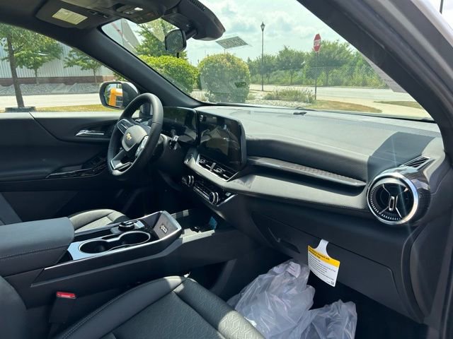 New 2026 Chevrolet Equinox LT w/ Convenience Package II image 37