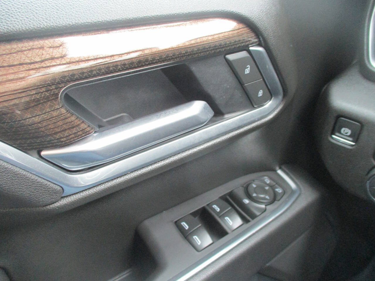 Used 2025 Chevrolet Silverado 1500 RST AWD/4WD image 20