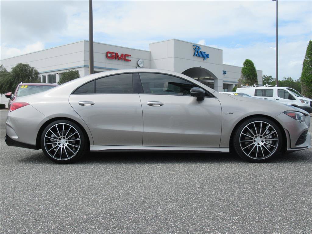 Used 2020 Mercedes-Benz CLA 35 AMG 4MATIC image 2