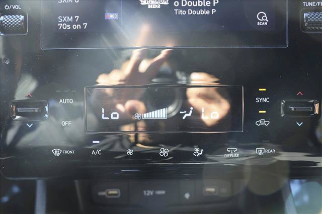 Used 2022 Hyundai Santa Cruz SEL Premium AWD/4WD image 19