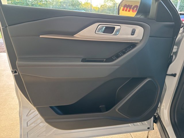 New 2026 Ford Explorer Active image 13