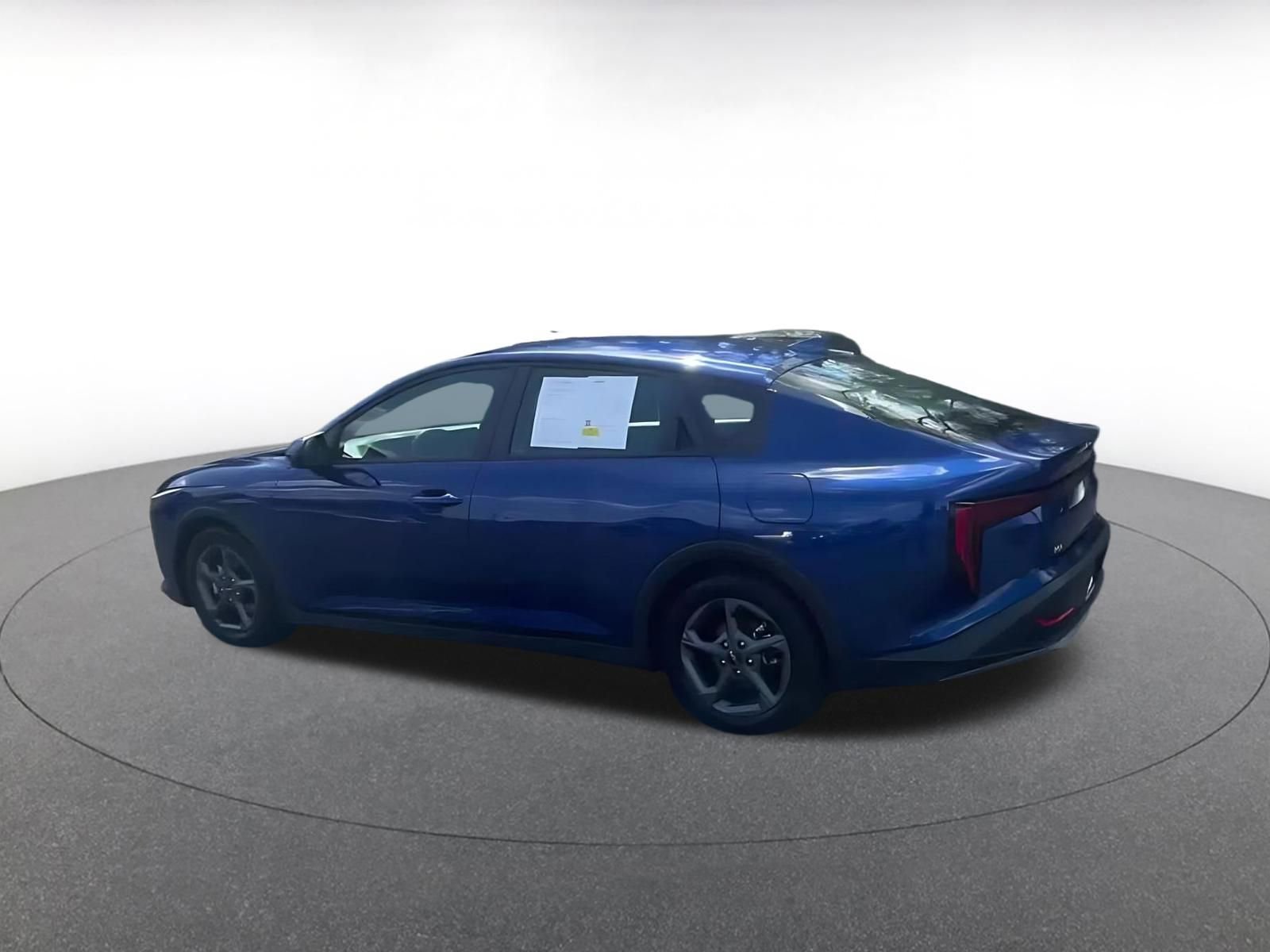 Used 2025 Kia K4 FWD image 10