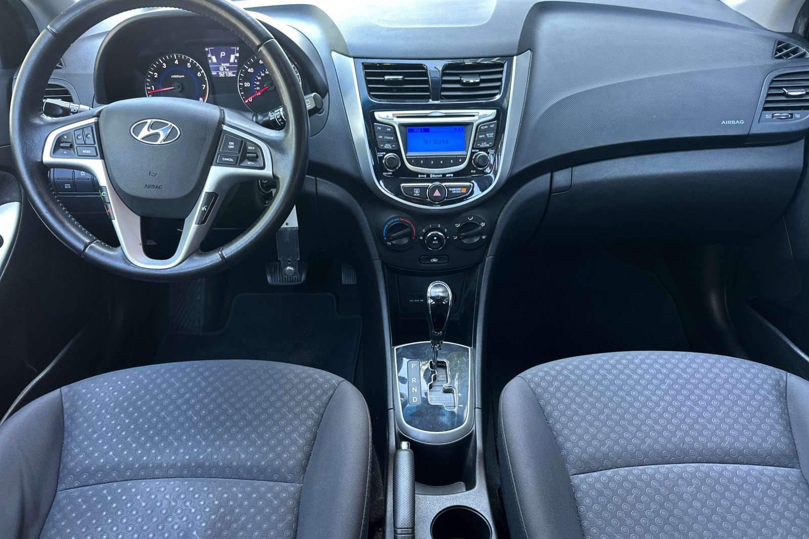 Used 2012 Hyundai Accent SE FWD image 16