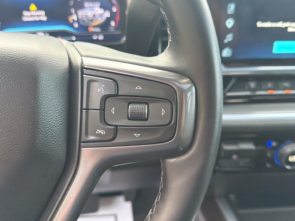Used 2025 Chevrolet Silverado 2500 High Country w/ Midnight Edition AWD/4WD image 21