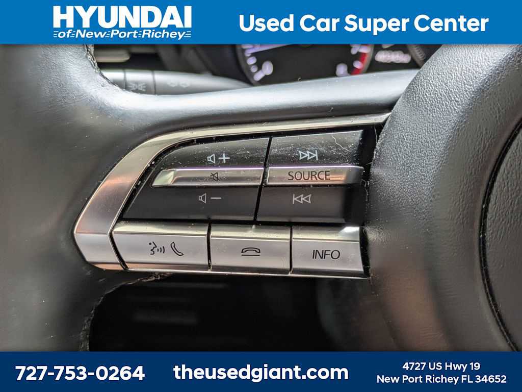 Used 2021 MAZDA MAZDA3 s FWD image 31