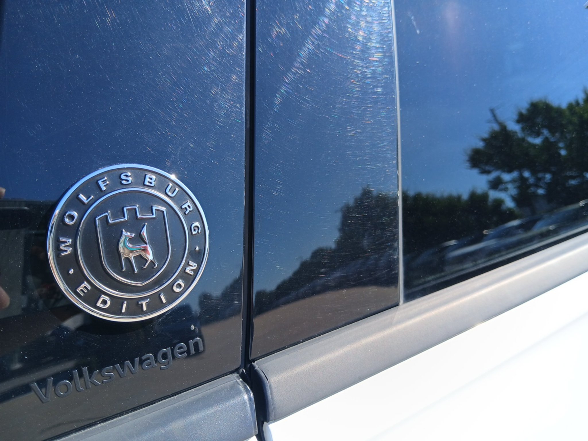 Used 2024 Volkswagen Tiguan Wolfsburg Edition AWD/4WD image 5