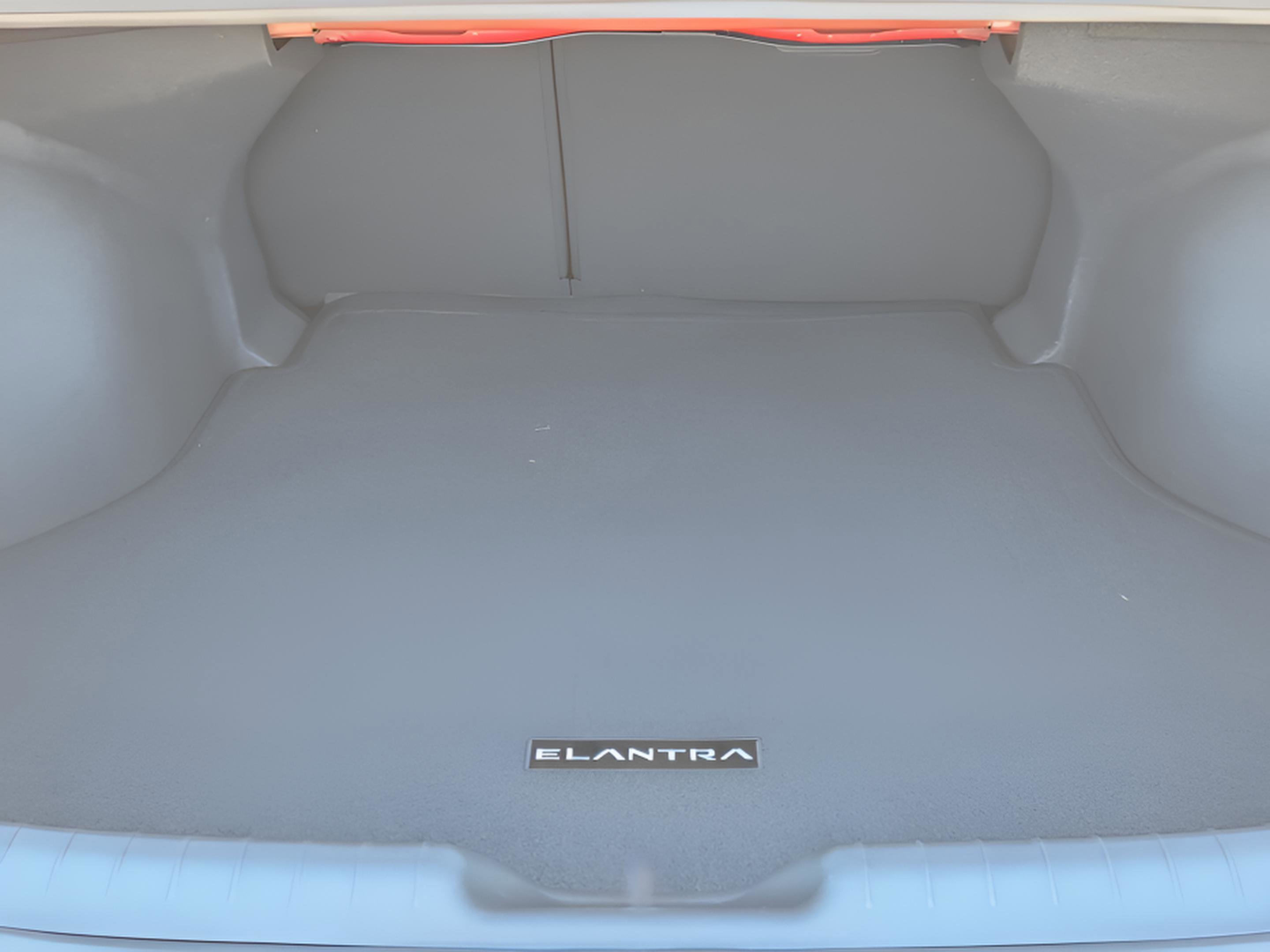 New 2026 Hyundai Elantra SEL Sport image 30