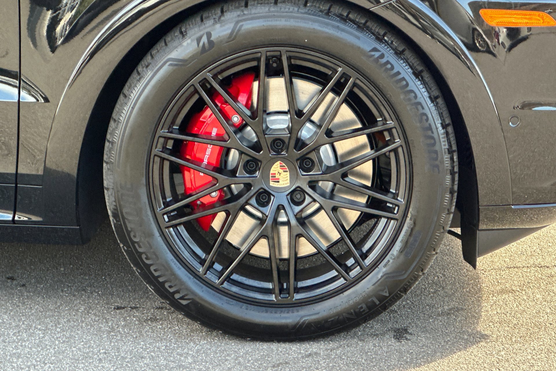 New 2026 Porsche Cayenne GTS image 43