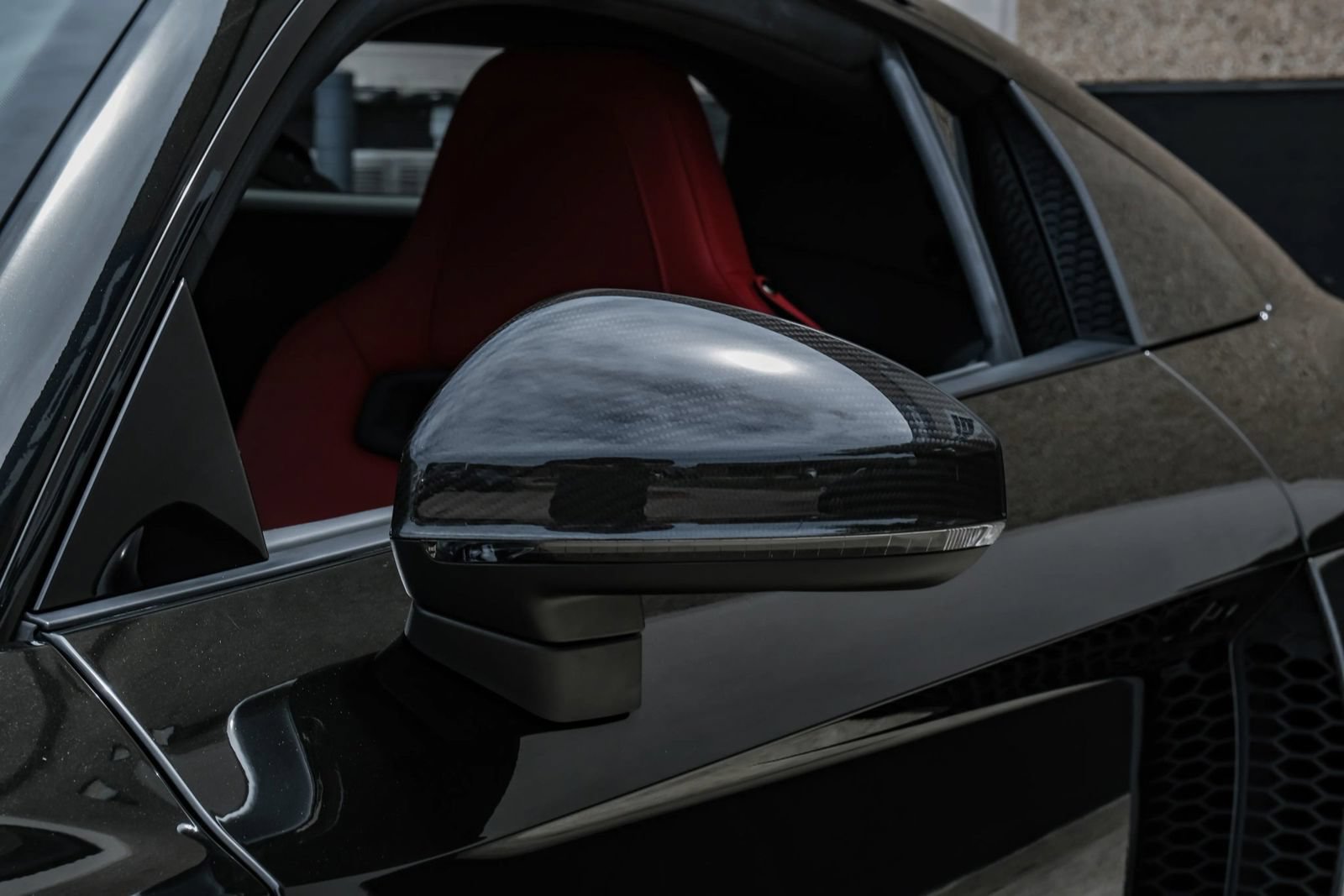 Used 2021 Audi R8 V10 RWD image 33