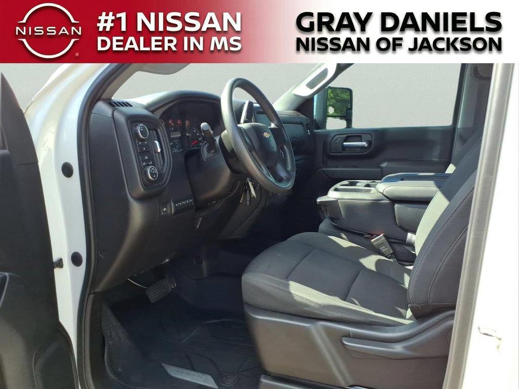Used 2021 Chevrolet Silverado 2500 Custom w/ Custom Value Package AWD/4WD image 24