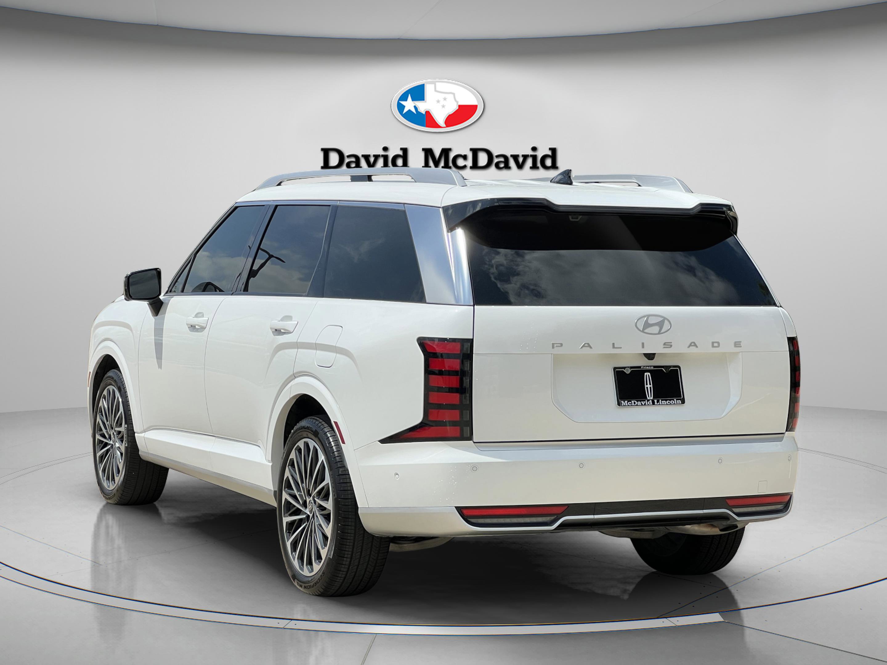 Used 2026 Hyundai Palisade Calligraphy FWD image 5