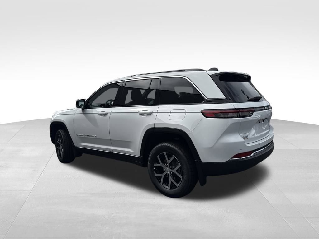 New 2025 Jeep Grand Cherokee Limited w/ MOPAR Finishing Package image 6