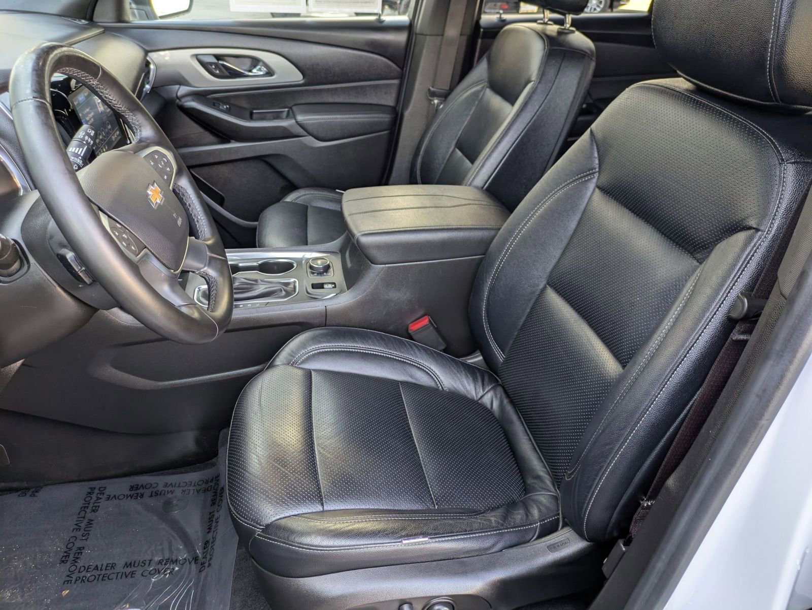 Used 2023 Chevrolet Traverse LT FWD image 21