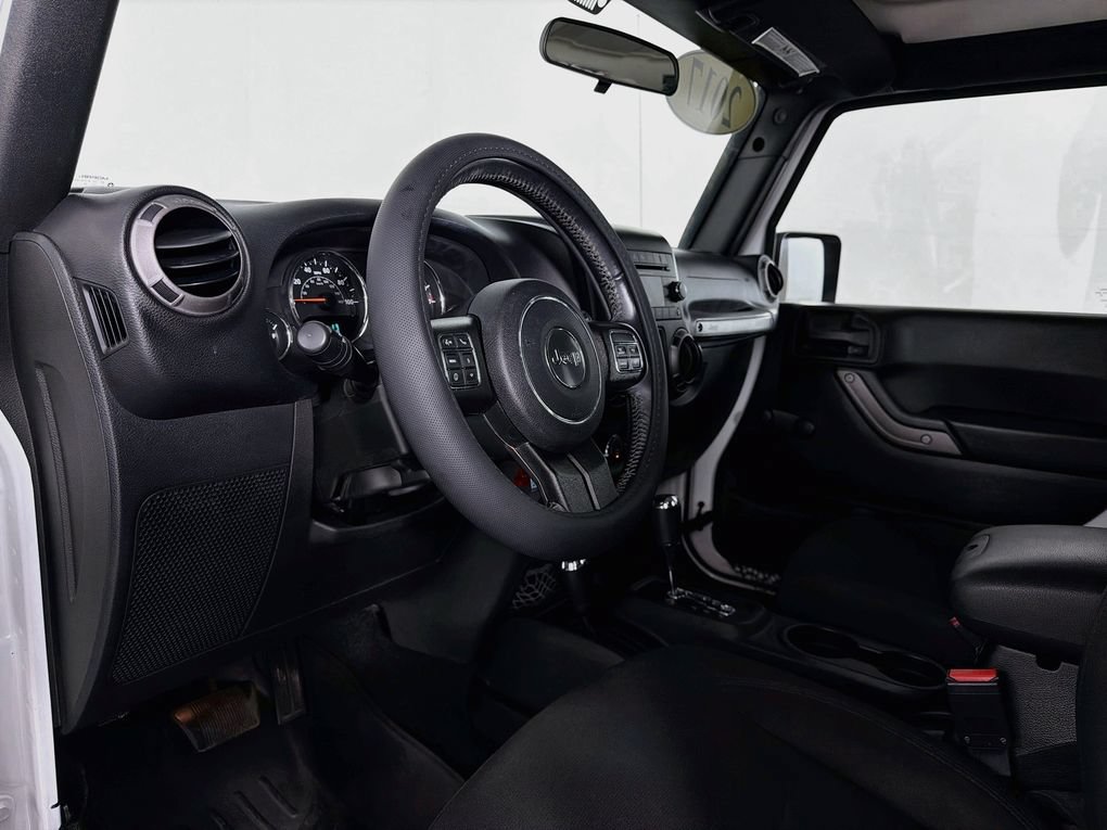Used 2017 Jeep Wrangler Sport w/ Quick Order Package 24S AWD/4WD image 14