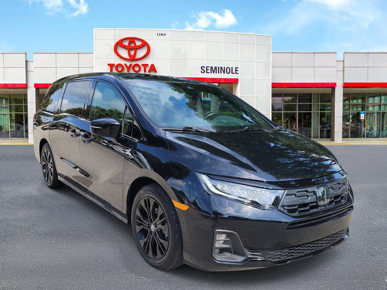 Used 2025 Honda Odyssey Sport-L image 2