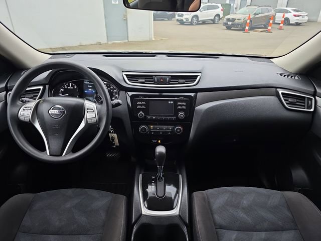 Used 2015 Nissan Rogue S AWD/4WD image 11