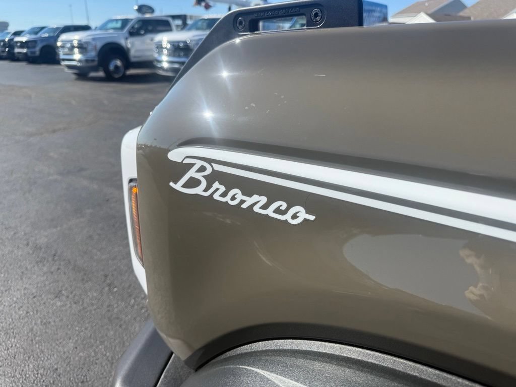 New 2026 Ford Bronco Heritage Edition AWD/4WD image 11