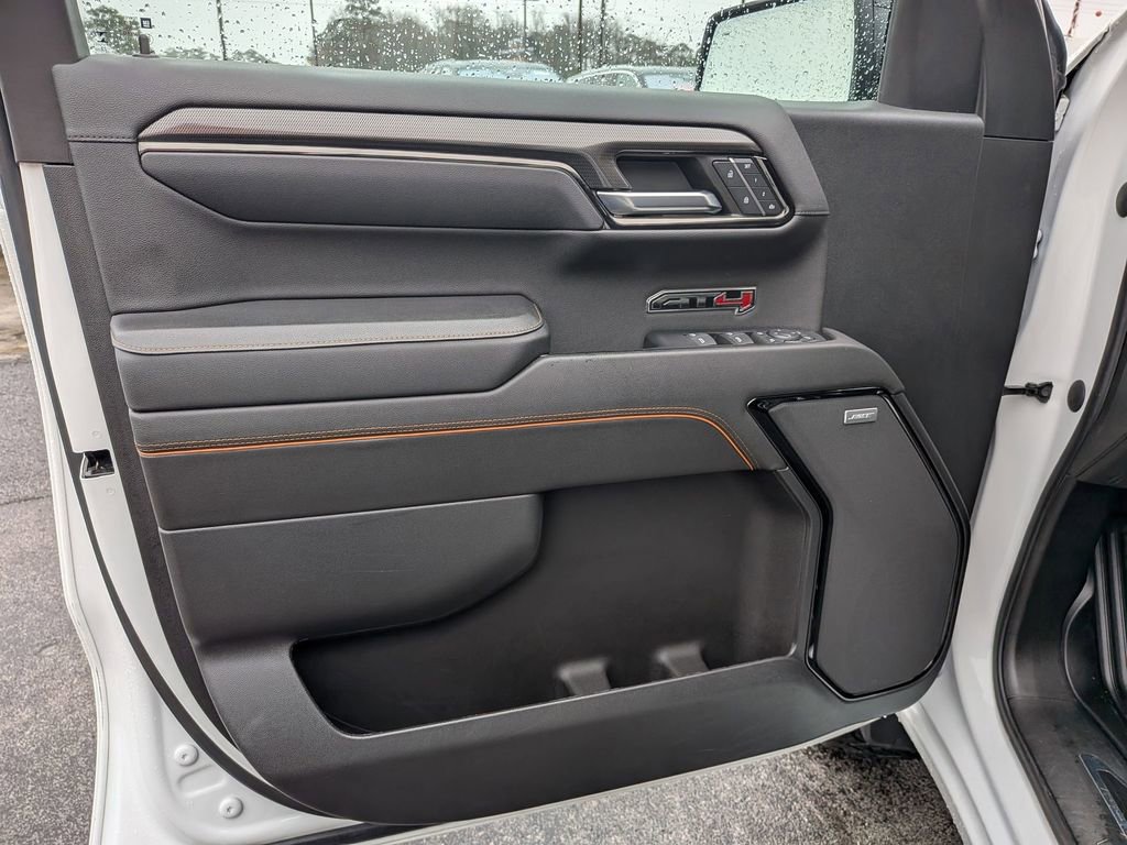 Used 2023 GMC Sierra 1500 AT4 w/ AT4 Preferred Package image 10