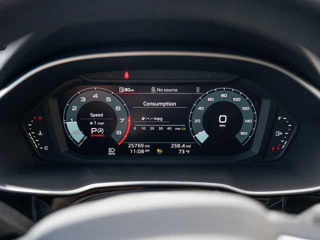 Used 2024 Audi Q3 2.0T Premium Plus w/ Premium Plus Package AWD/4WD image 24