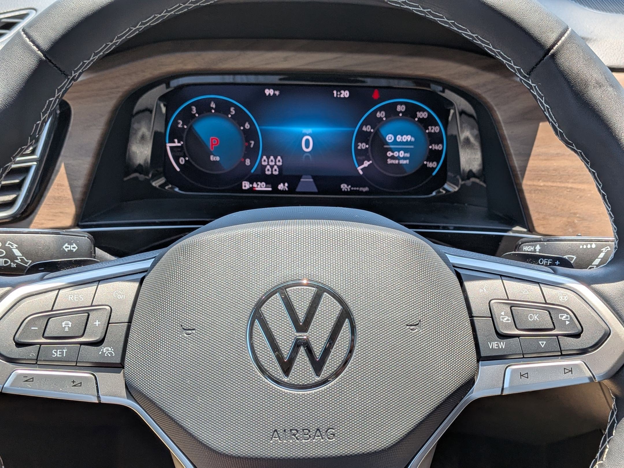 Used 2025 Volkswagen Atlas SE AWD/4WD image 21
