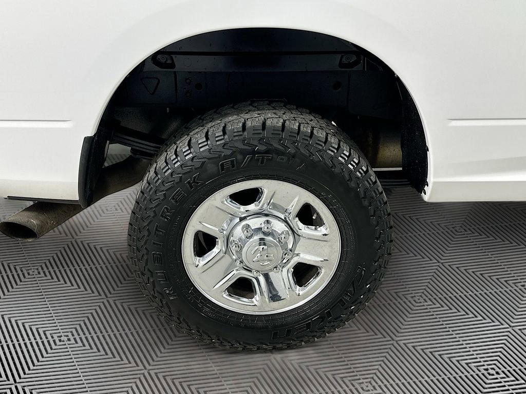 Used 2016 RAM 3500 Tradesman w/ Chrome Appearance Group AWD/4WD image 24