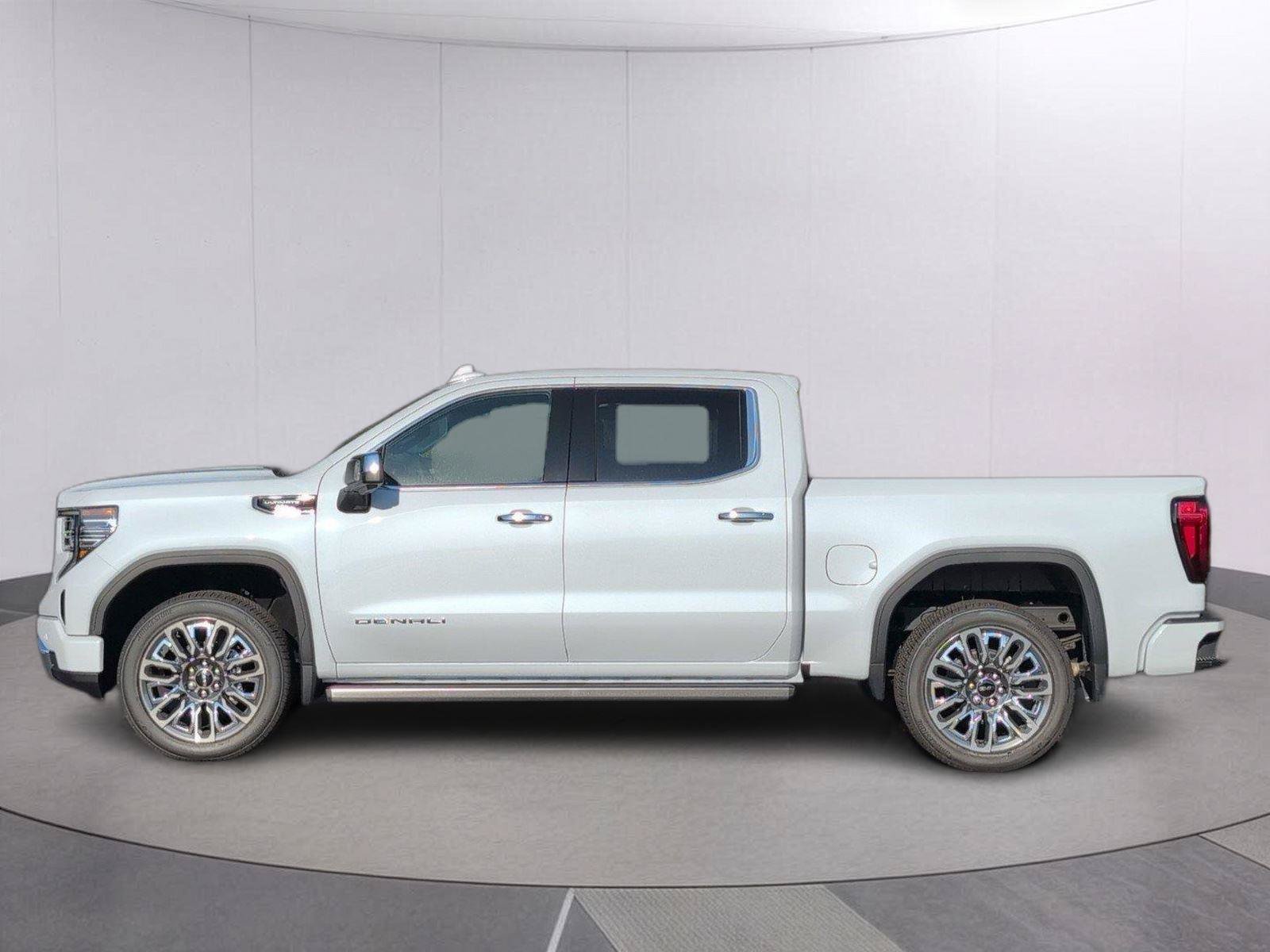 New 2026 GMC Sierra 1500 Denali Ultimate AWD/4WD image 2