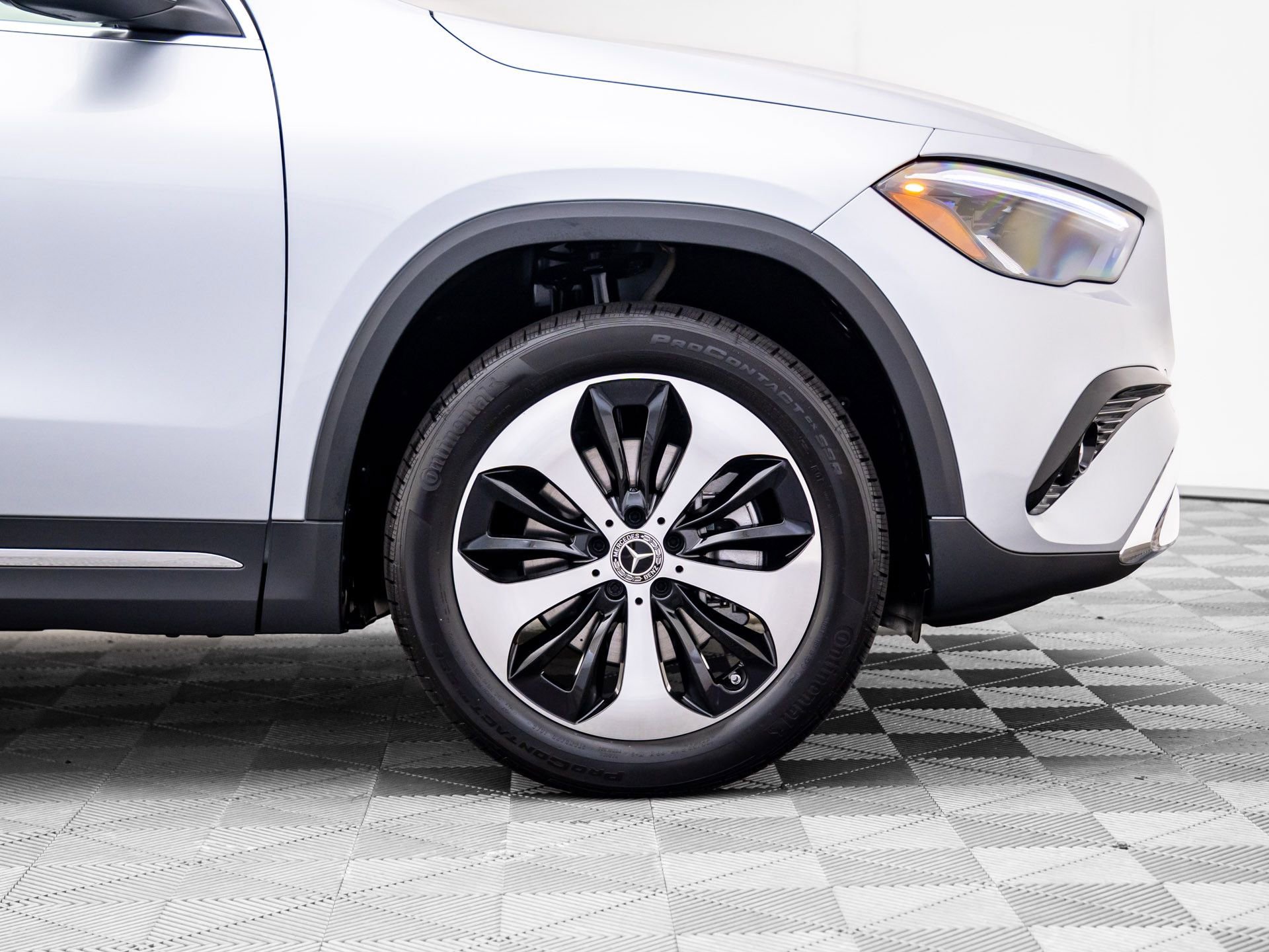 New 2026 Mercedes-Benz GLA 250 4MATIC image 31