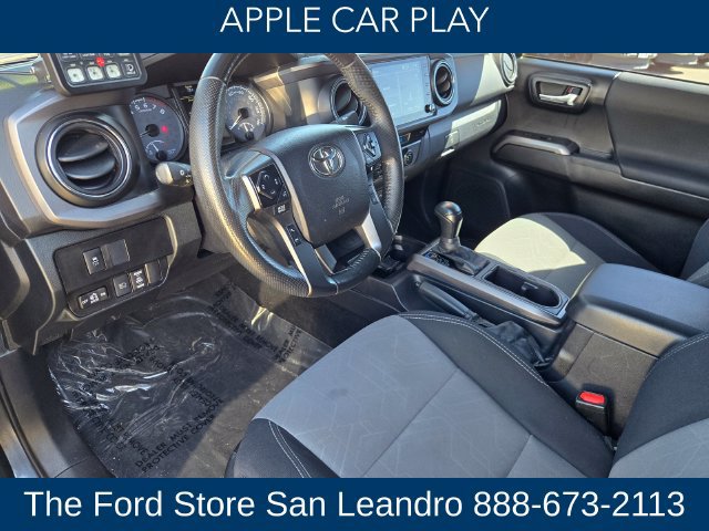 Used 2021 Toyota Tacoma TRD Sport w/ Technology Package RWD image 11