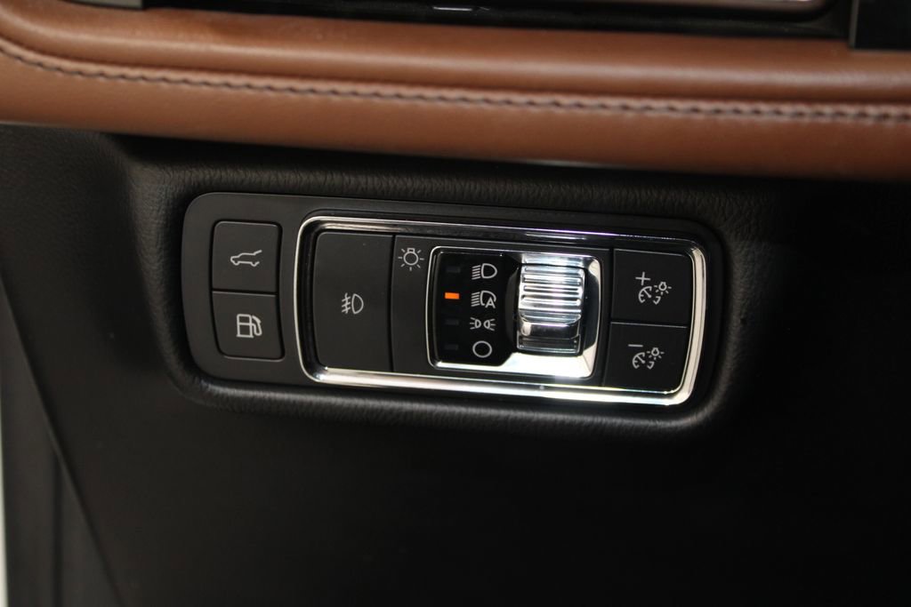 Used 2022 Lincoln Aviator Grand Touring w/ Equipment Group 301A image 48