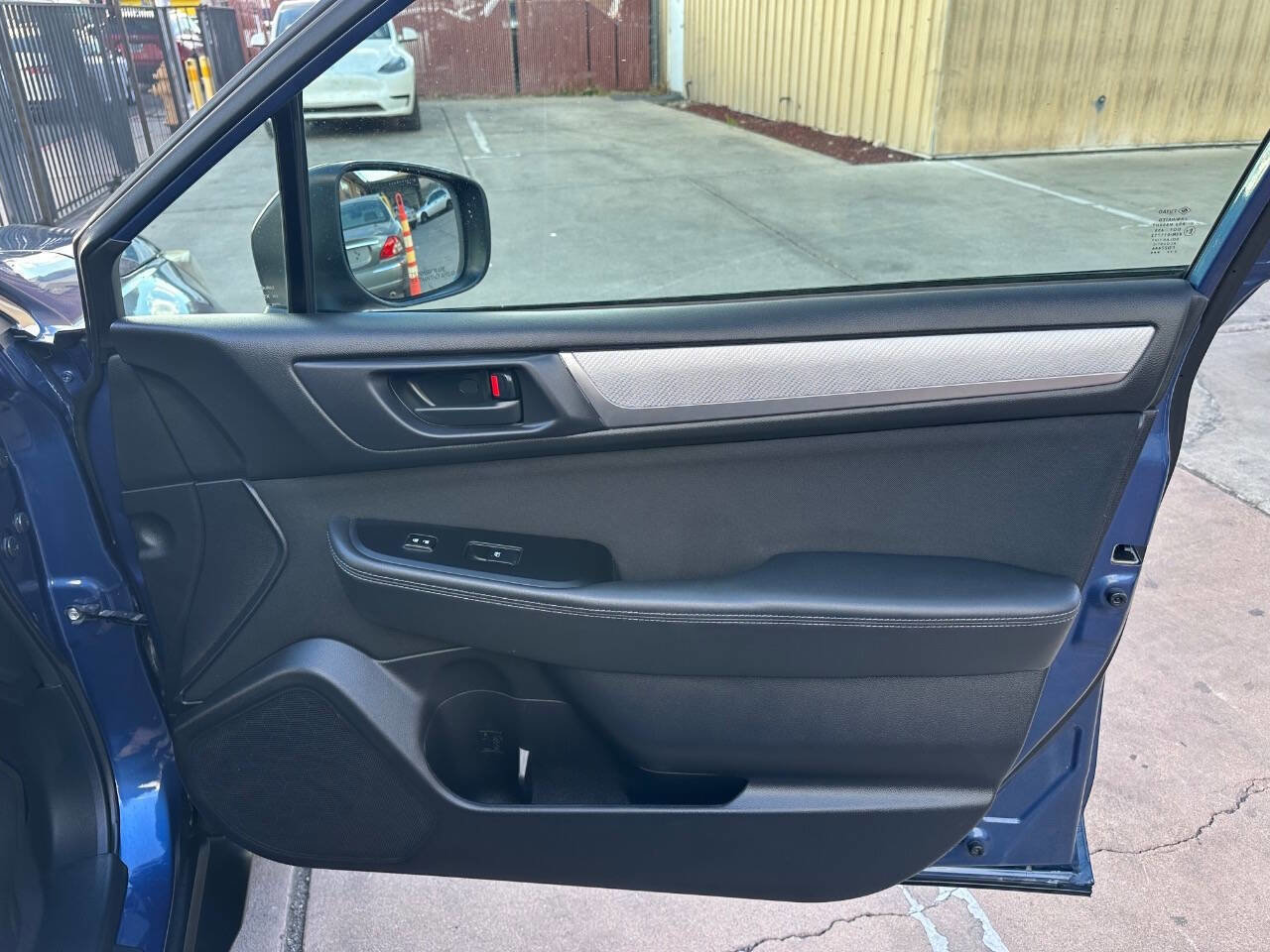 Used 2019 Subaru Outback 2.5i image 12